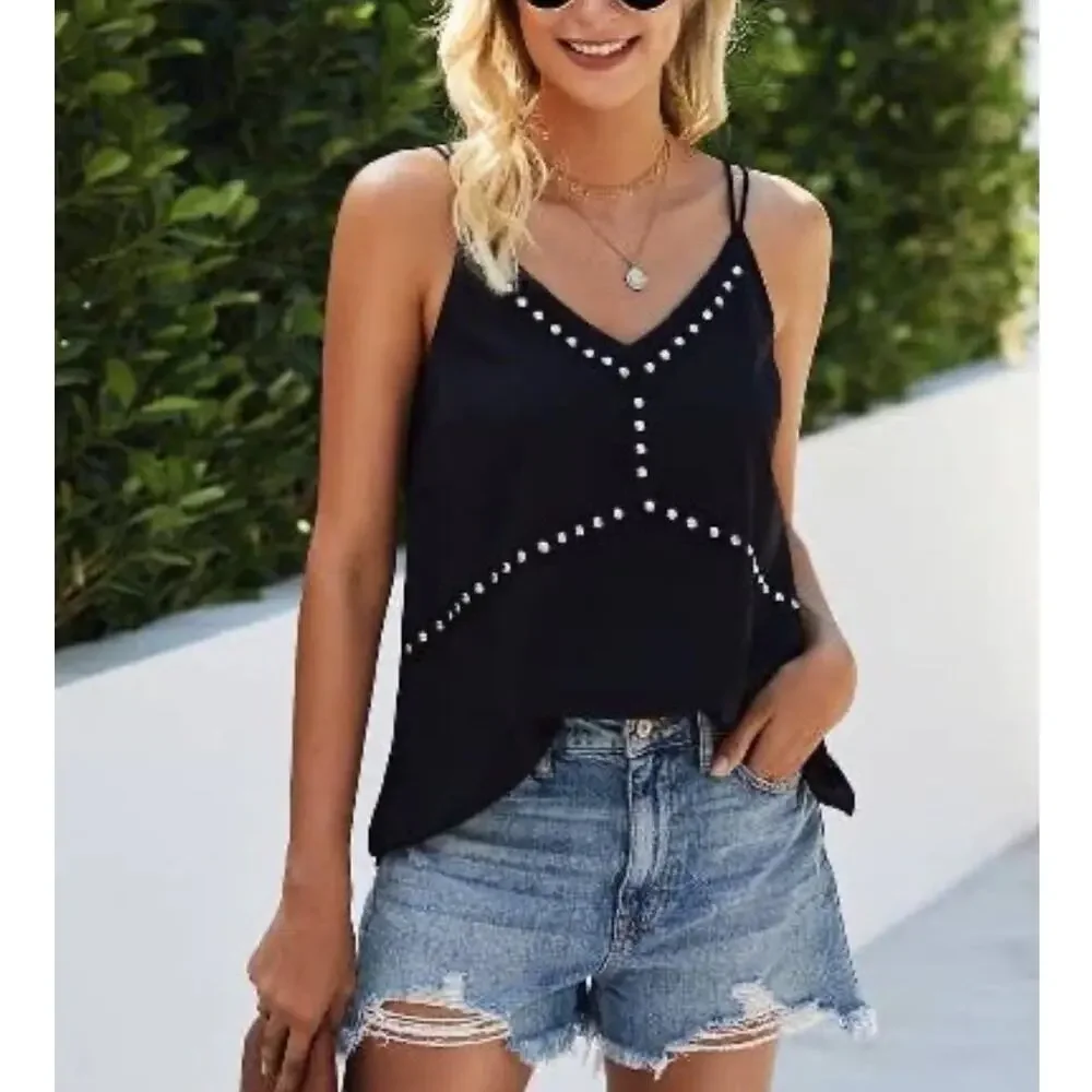 Torrid Studded Cami Womens Size 2X Black V-Neck Tank Edgy Sleeveless Top - Picture 10 of 10
